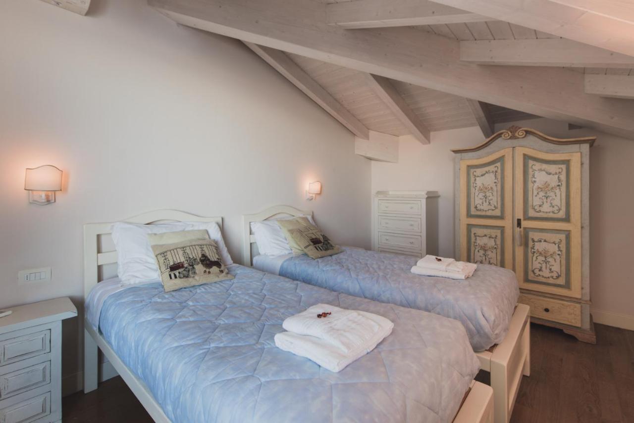 Villa Lilla Sulla Spiaggia Di San Vincenzo Luxury מראה חיצוני תמונה
